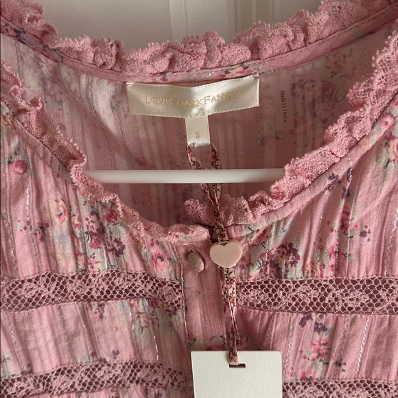 LoveShackFancy Pink Long Sleeve Dress
LoveShackFancy
Quinty Dress - Picture 14 of 14